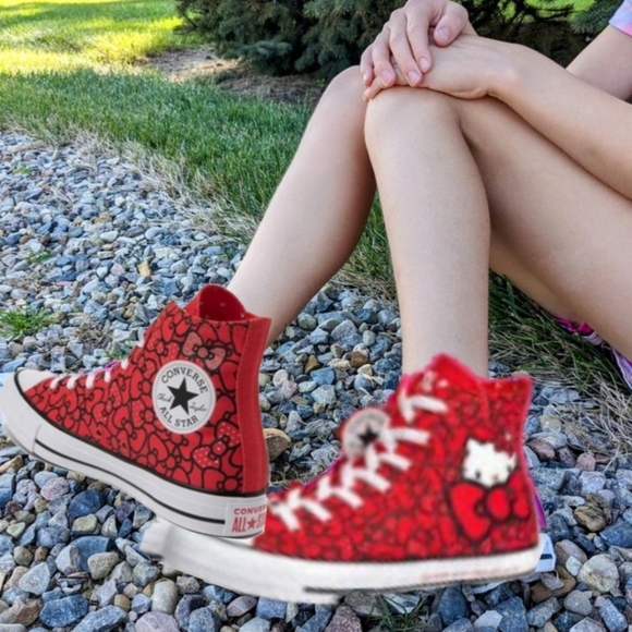 🔥Chuck Taylor X Hello Kitty LIMITED EDITION 2025 GRL TodLR Red Sneakers Sz11🔥 - Picture 5 of 17